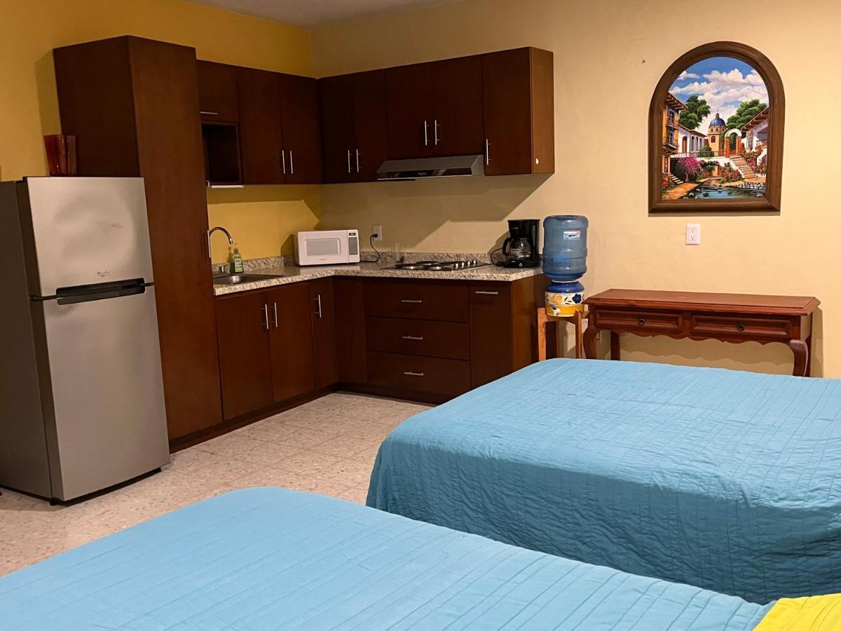 Casa Belisario - Pet Friendly Apartment Mazatlan Exterior photo