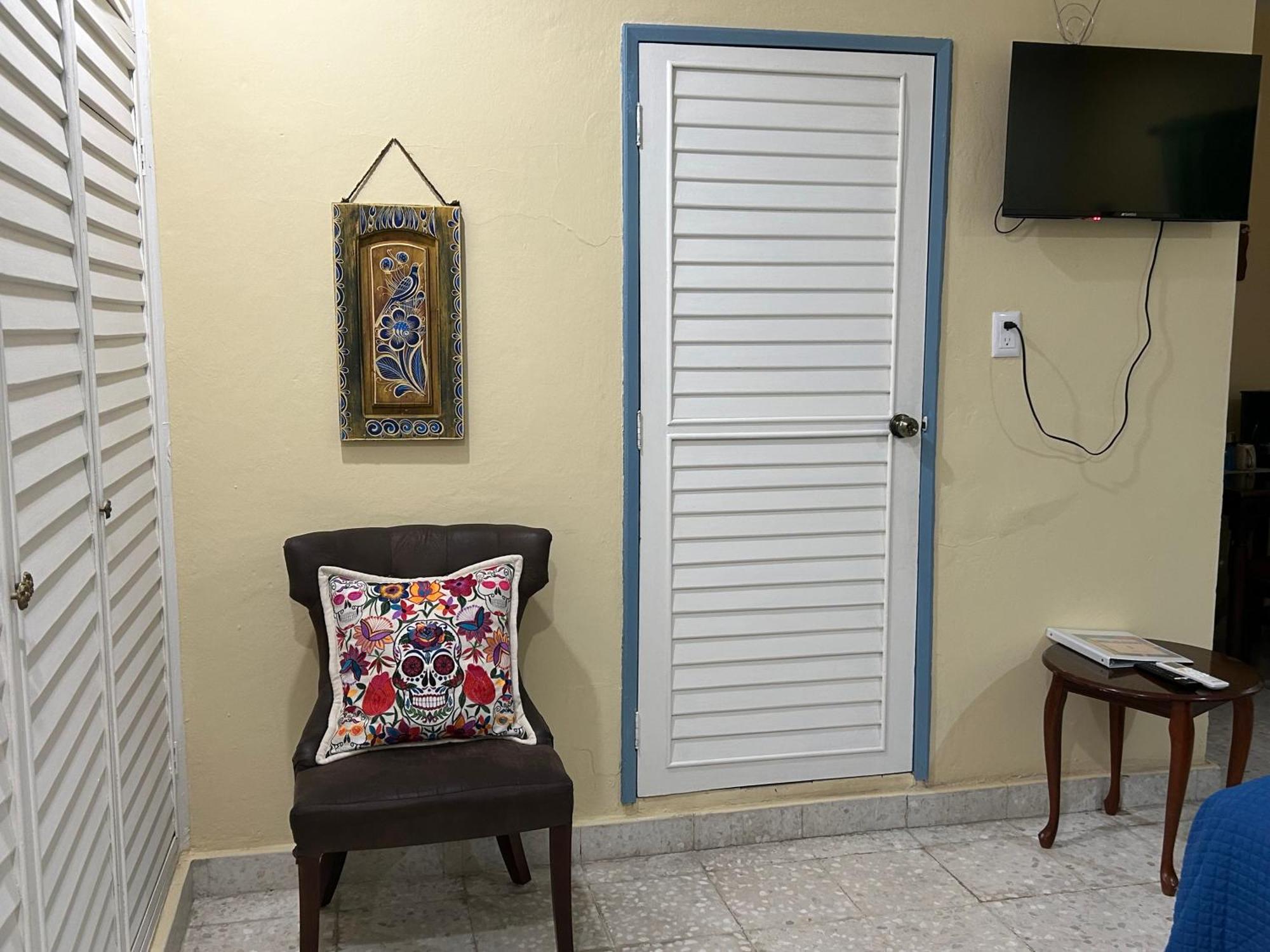 Casa Belisario - Pet Friendly Apartment Mazatlan Room photo